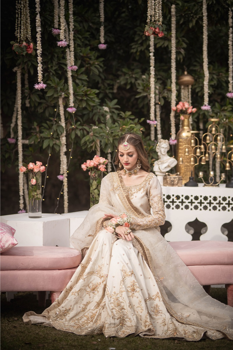 MAHA WAJAHAT - Zohra
