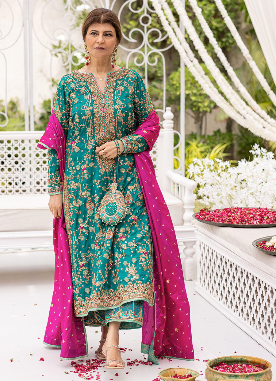 FARAH TALIB AZIZ- Avisa Emerald