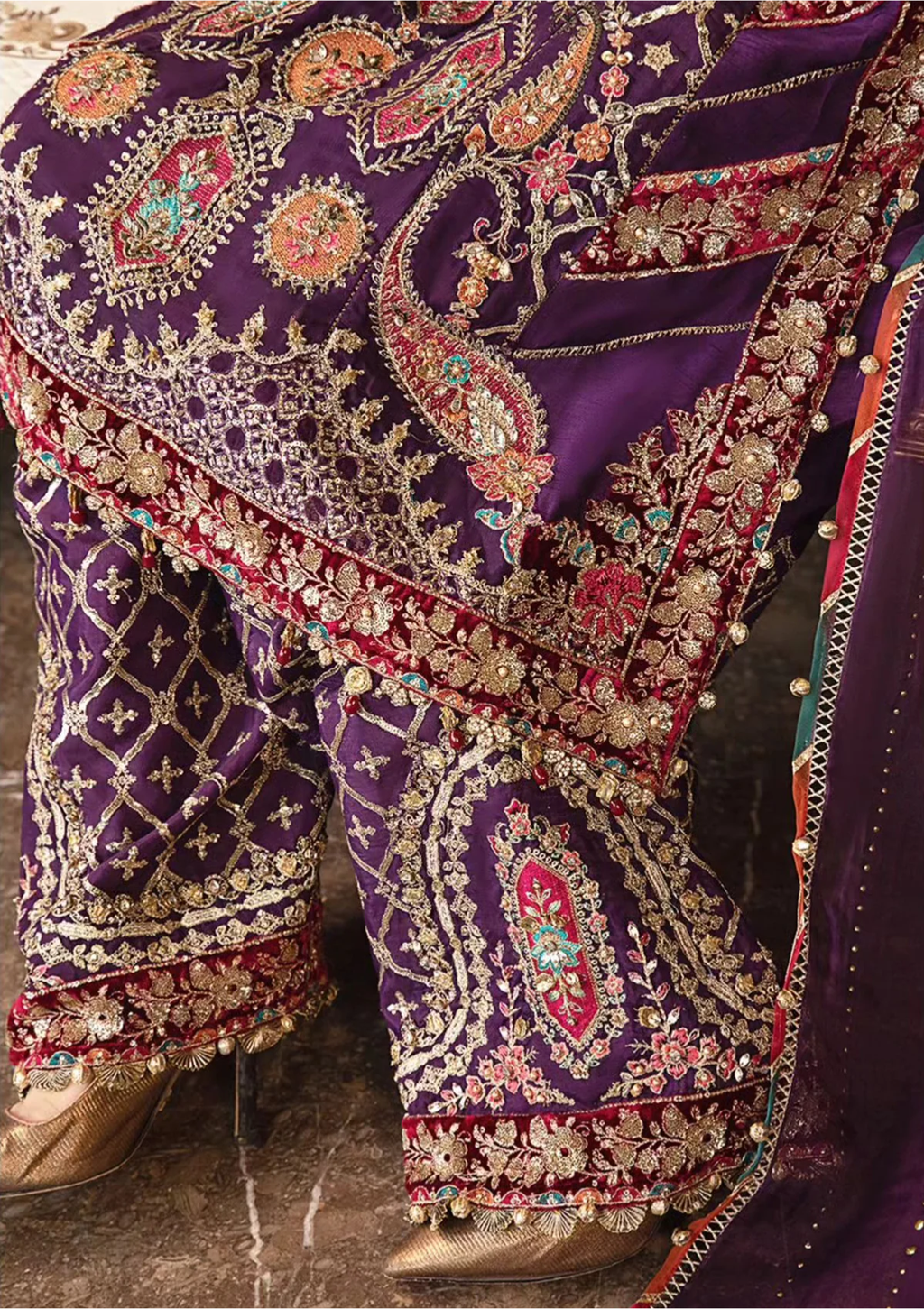 Maria B - 3 Piece Embroidered Lawn Suit