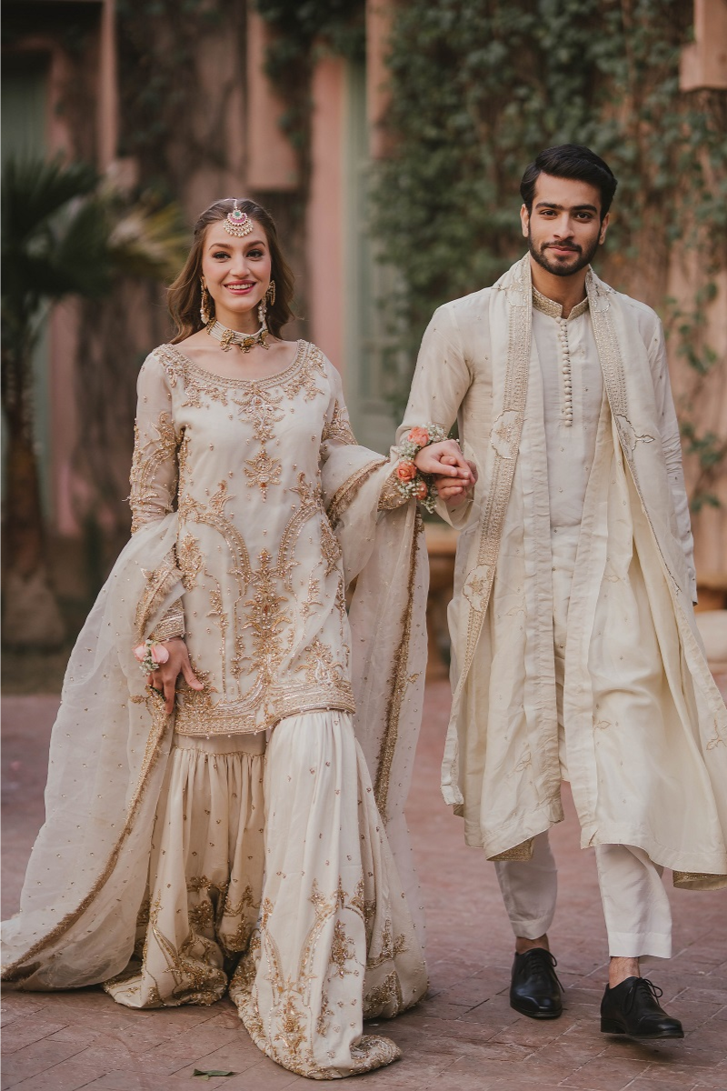 MAHA WAJAHAT - Zohra